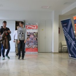 Élményműhely a karon