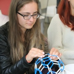 Élményműhely a karon