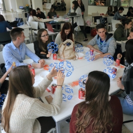 Élményműhely a karon