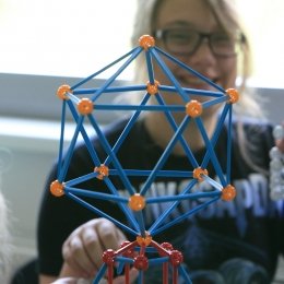 Élményműhely a karon