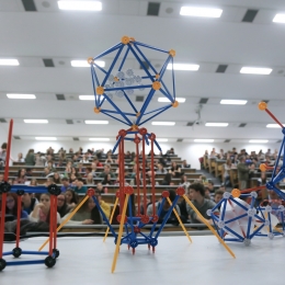 Élményműhely a karon