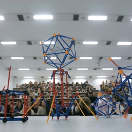 Élményműhely a karon